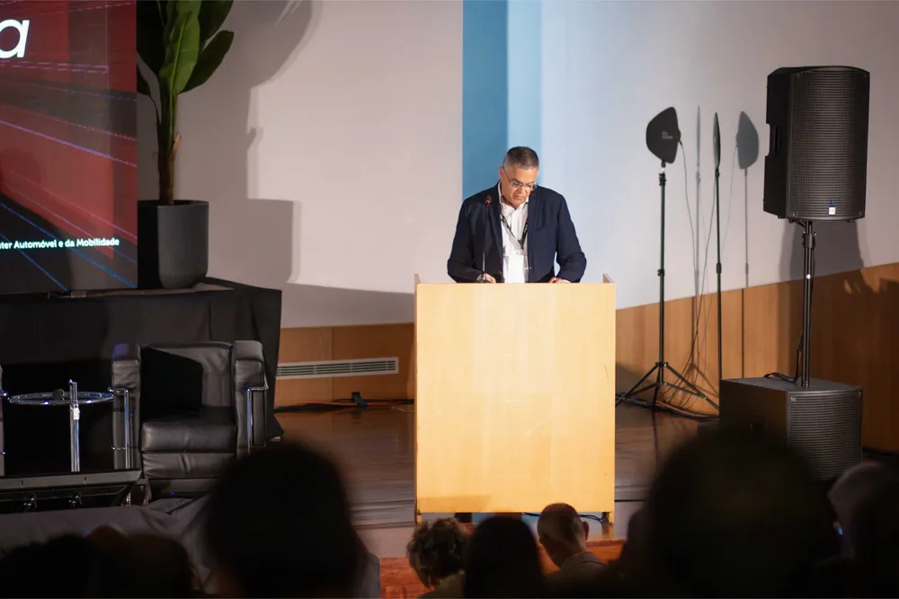 Intervenção no palco principal
